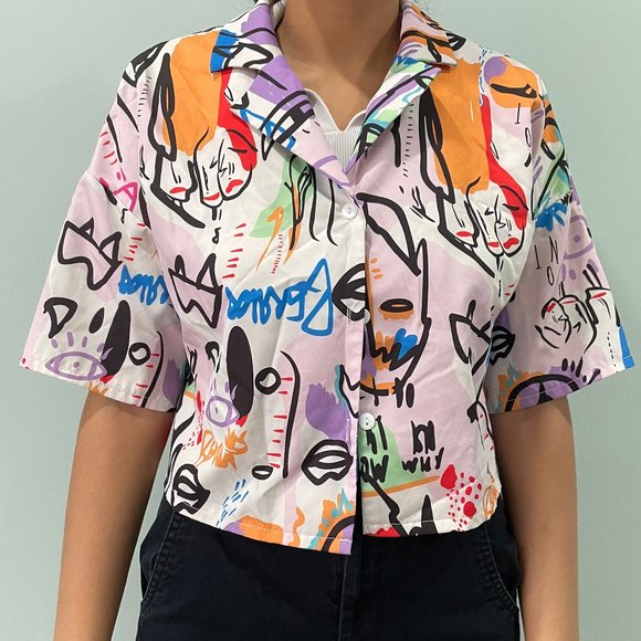 Cropped Retro Buttoned Top - Picture 1 of 1